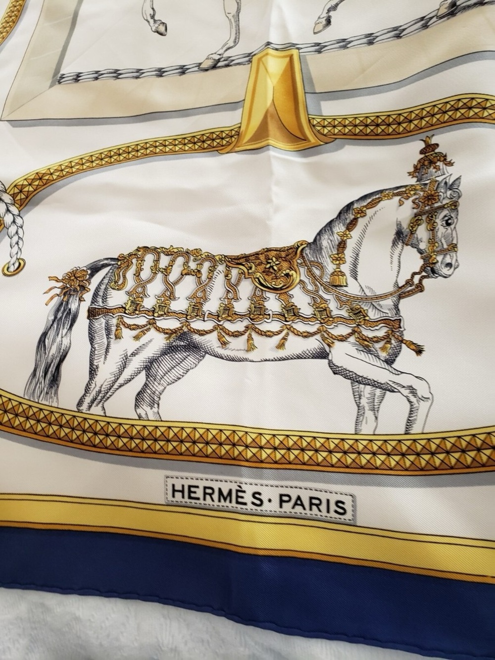Hermes Grand Apparat Silk Scarf in White, Gold & Navy - Picture 7 of 8
